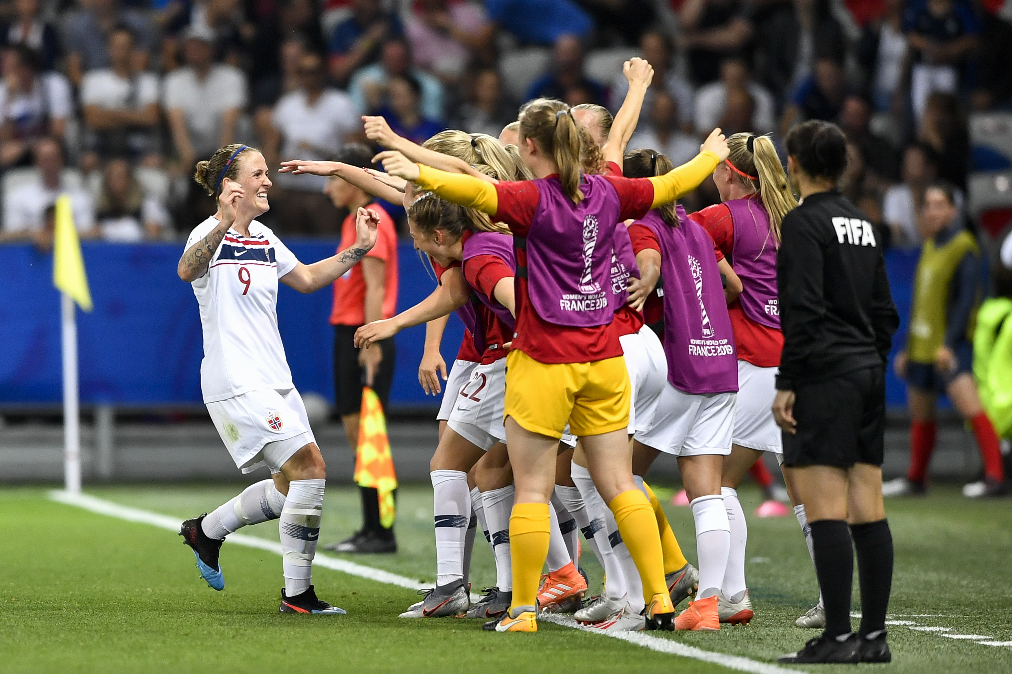 挪威女球队收购法国优秀球员作士的简单介绍